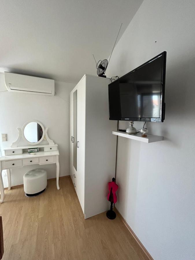 Apartman Markovic Задар Экстерьер фото